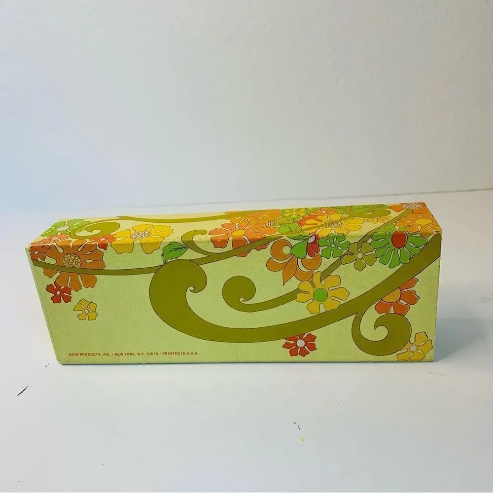 VTG‎ Avon Golden Beauties Soap Set NIB